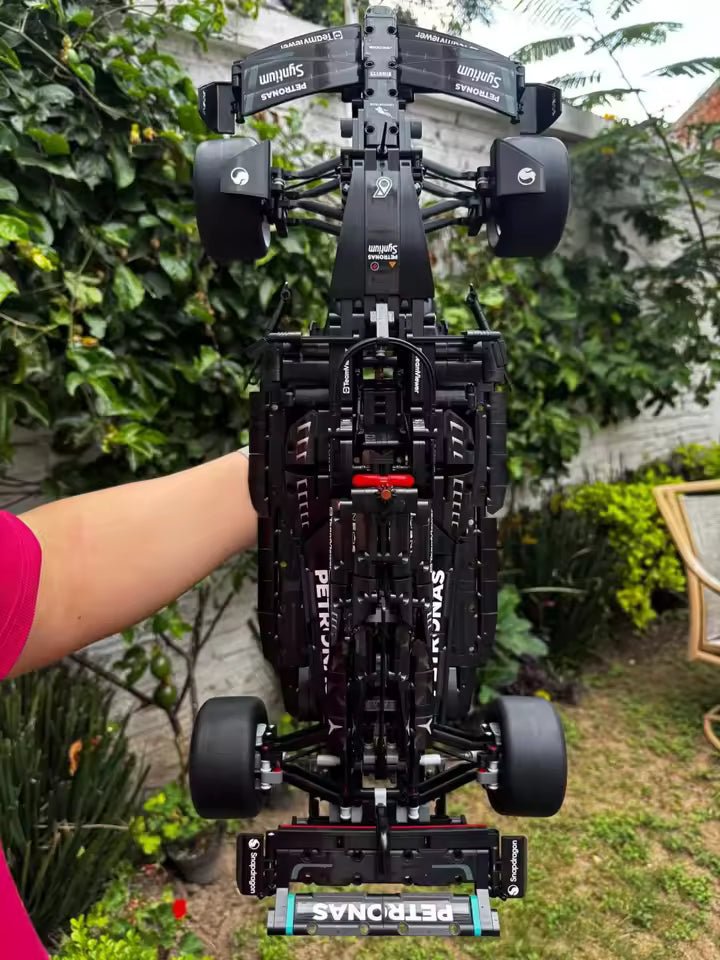 KlockoBolid™ Zbuduj własny samochód Formuły 1 🏎️